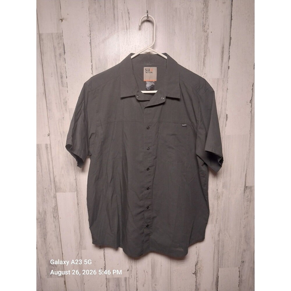 5.11 Tactical Men’s Metal Snap Button Up Gray Short Sleeve Shirt Size Large